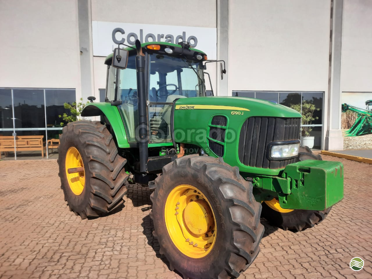 TRATOR JOHN DEERE JOHN DEERE 6190J Tração 4x4 Colorado Seminovos RIBEIRAO PRETO SÃO PAULO SP